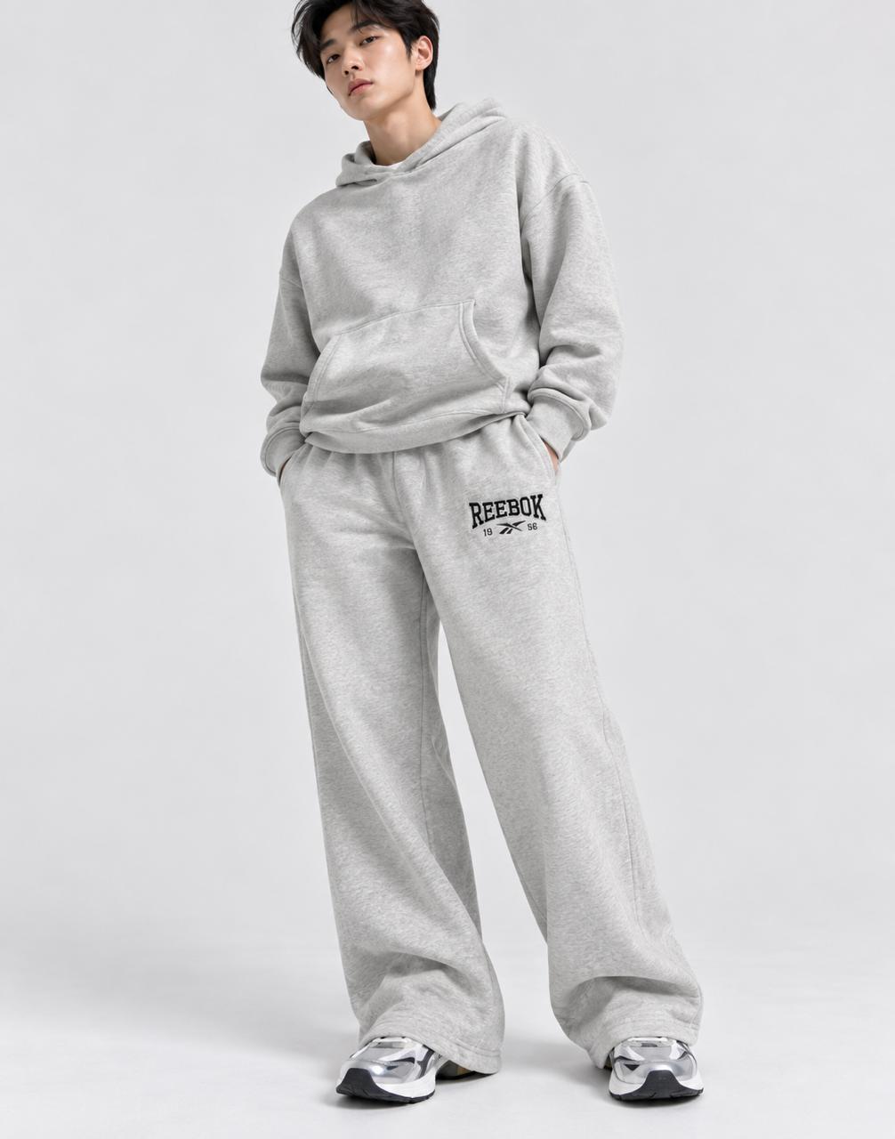 Reebok Identity Logo Fleece Wide Leg sweatpants