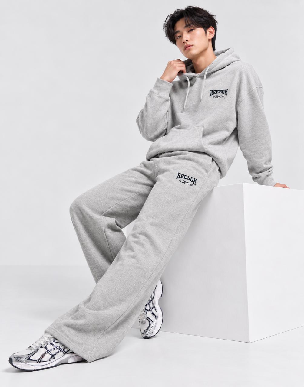 Reebok Identity Logo Fleece Wide Leg sweatpants